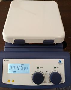 Placa Calefactora de Laboratorio Marca Amaze con Agitador Magnético, Pantalla Digital LCD, Capacidad de 20L, Revestimiento Cerámico para Uso Científico - Product Image 1