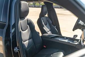 VOLVO V90 CROSS COUNTRY T6 AWD 2020 d'occasion (conduite à gauche/droite) - Product Image 4