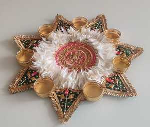 Diwali ดอกไม้เป็นของขวัญแต่งงานที่ทำด้วยมือของตกแต่งบ้านที่วางเทียนบนโต๊ะชา - Product Image 1