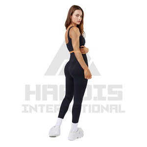 Vente en gros 2024 ensembles de fitness pour femmes dernière conception avec logo personnalisé vêtements de yoga sans couture respirants ensembles de yoga à bas quantité minimale de commande pour femmes - Product Image 3
