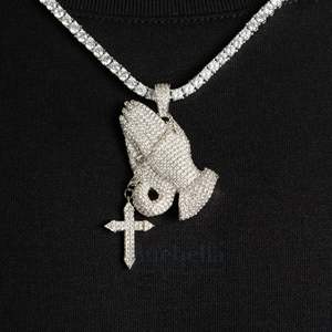 Design de mode priant main argent 925 & 14K plaqué or blanc VVS Moissanite diamant pendentif pour hommes glacé Hip Hop bijoux Style - Product Image 1