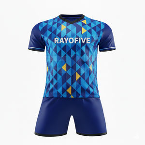 Tenue de football respirante de haute qualité, imprimée, personnalisable avec logo et taille sur mesure, durable, 100 % polyester - Product Image 3