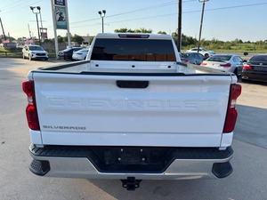 Chevrolet Silverado 2023 Usada en Buen Estado - Product Image 2