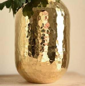 El más nuevo diseño elegante florero de latón oro a granel cantidad decoración festiva para el hogar Decoración de mesa decorativa Hotel hecho a mano India - Product Image 2