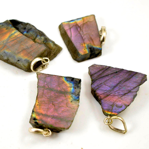 Pendentif en Labradorite de feu violet naturel pendentif plaqué argent poli des deux côtés forme libre charme boucle unique connecteur pendentif Lot - Product Image 1