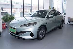 Édition conduite intelligente, berline PHEV 80 km, familiale, avec moteur hybride 120 kW, intérieur luxueux, taille des pneus R17, fabriqué en Allemagne - Product Image 4