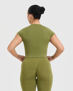 Camiseta de algodón 100% para mujer de talla grande verde oliva Casual ligero suave transpirable diseñador ajuste relajado para entrenamiento de gimnasio de verano - Product Image 2