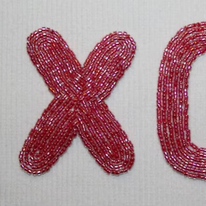 Breloque de sac en forme d'orchidée perlée à la main, porte-clés fleur perlée rose, accessoire floral fait main, breloque de sac à main, cadeau - Product Image 1