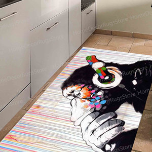 Alfombra Estampada Abstracta - Dj Monkey, Diseño de Mono Pensativo de Banksy, Alfombra de Chenilla - Product Image 5