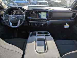 BEST DEAL 2025 Sie rra 1500 <b>Elevation</b> Four Wheel Drive Double Cab IN Good Condition - Product Image 6