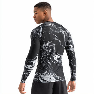 Entrenamiento Swim Rash Guard Top Hombres Athletic Quick Dry Beach Wear 100% Poliéster Rash Guard Hombres Manga larga Impreso Athletic Top - Product Image 2
