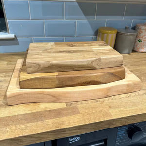 Tabla de cortar y de servir de plástico reciclado - Product Image 1