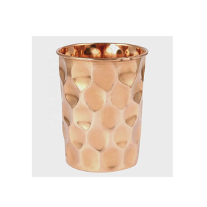 Vasos de Cobre Divris con Acabado Martillado, Diseño Moderno y Ecológico para Uso en la Comedor - Product Image 4