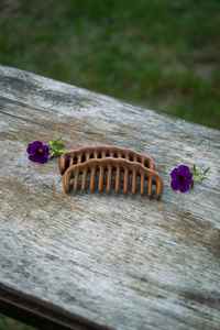 Peine de Madera Natural para Masaje Capilar, Masajeador de Cuero Cabelludo de Dientes Anchos, Herramienta Antiestática para el Cuidado del Cabello - Product Image 2