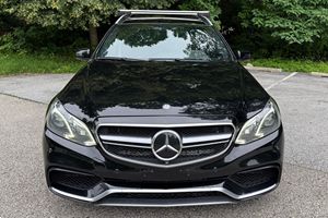 Mercedes-Benz E-63 S AMG Wagon 2014 Usado, Motor V8 Twin-Turbo de 577 hp, Tracción en las Cuatro Ruedas, Paquete de Asistencia al Conductor, Sin Modificaciones, Euro III - Product Image 4