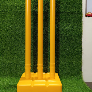 Équipement de sport de plein air pour enfants fabriqué dans l'État d'Uttar Pradesh, jeu de cricket de plage en plastique avec piquets et balle, 1,5 pied de haut, taille standard de 500 g - Product Image 1