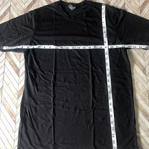 Camiseta Unisex Negra de Algodón/Fibra de Bambú, Ecológica, Transpirable, para Personalizar con Logotipo - Product Image 2