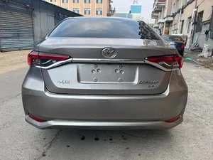 COROLLA XII (E210) 2023, faible kilométrage, moteur silencieux, transmission automatique, toit panoramique, éclairage, prêt à être expédié - Product Image 2