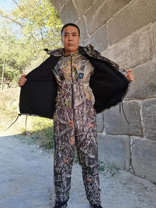 Combinaison Softshell Respirante Coupe-Vent Orange Vif pour la Randonnée Hivernale et la Chasse, Camouflage, Chaude, Une Pièce, Imperméable, Unisexe - Product Image 4