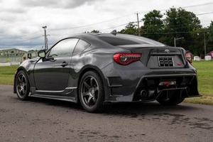 Occasion 2024 pour 86 GT Diesel Gauche Conduite à Gauche Qualité Premium Sport Précision Compact Coupé Turbo R15 Cuir Foncé - Product Image 4