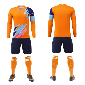 Ensemble de maillots de football à quantité minimale de commande bas pour les équipes et les matchs scolaires, uniforme de football personnalisé, uniforme de football en polyester à 100% - Product Image 1
