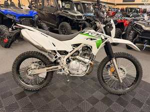 รถมอเตอร์ไซค์ Kawasaki <span class=keywords><strong>KLX</strong></span> <span class=keywords><strong>230</strong></span> S รุ่นใหม่ล่าสุด ปี 2026 สำหรับการขับขี่แบบดูอัลสปอร์ต ขายดีที่สุด - Product Image 2
