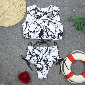 Costumi da Bagno e Abbigliamento da Spiaggia XL Personalizzati con Etichetta Privata, Stampa Digitale, Logo Personalizzato, Vari Motivi - Costume da Bagno su Misura - Product Image 2