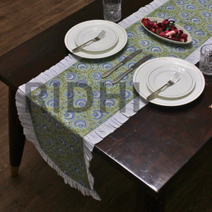 Camino de Mesa Personalizable con Volantes de Algodón Estampado Floral Indio Verde, para Comedor de Lujo, Bodas, Eventos, Hogar y Hotel - Product Image 6
