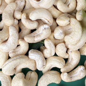 Vente en gros de noix de cajou WW180, WW240, WW30 Noix de cajou W320 Prix bon marché de noix de cajou, emballage OEM ODM - Product Image 1