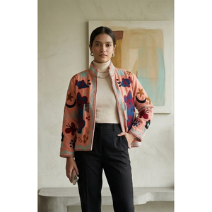 Veste en coton tissé brodée à la main avec des motifs floraux, style Prairie Chic pour femmes, manches longues, vêtement d'extérieur pour le printemps - Product Image 5
