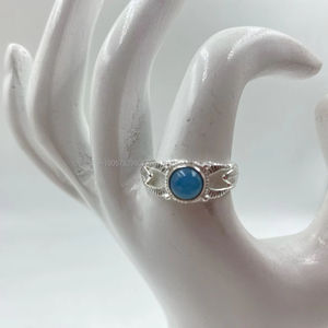 Anillos de piedras preciosas de plata esterlina con detalle de perlas intrincadas personalizadas al mejor precio para compromiso y bodas, bienvenidos pedidos al por mayor - Product Image 1