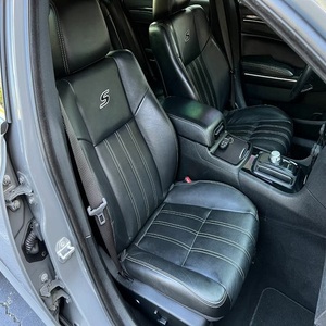 Chrysler 300 S RWD 2019 con Motor Turbo, Asientos de Cuero, Interior Oscuro, Llantas R18 - USADO y Listo para Enviar - Product Image 6