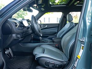 มินิ คูเปอร์ คลับ รุ่นจอห์น คูเปอร์ เวิร์คส์ ออลโฟร์ ยูนทอลด์ อิดิชั่น ปี 2023 เกียร์อัตโนมัติ เครื่องยนต์ 4 สูบ - Product Image 2