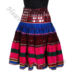 Falda de rabari hecha a mano con bordado Vintage, faldas de arte hechas a mano para mujer - Product Image 4