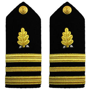 Épaulettes faites à la main avec des conceptions personnalisées idéales pour les uniformes vestimentaires et les vêtements de cérémonie avec des options personnalisées - Product Image 4