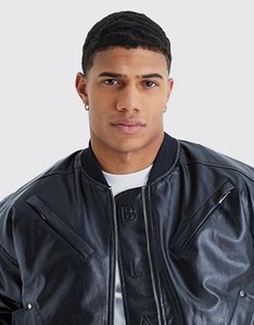 Chaqueta de cuero en relieve regular con estilo personalizado negro para hombres 2024 impermeable grueso ecológico chaqueta de motorista de invierno Huzaifa - Product Image 5