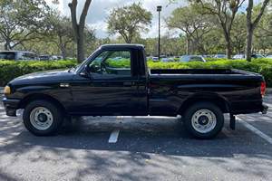 MAZDA B3000 SX 2000 d'occasion, conduite à gauche/droite - Product Image 3