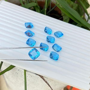 Piedras preciosas sueltas calibradas de hidro cuarzo azul suizo de corte facetado de alta calidad para la fabricación de joyas suministros de artesanía DIY de cuarzo Suelto - Product Image 1