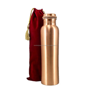 Botella de agua de cobre puro de 1000ml con bolsa exclusiva para beber directamente en el hogar, oficina, hotel y regalos - Product Image 1