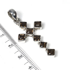 Pendentif croix en quartz fumé en argent sterling massif 925 avec réglage de lunette à facettes Novembre Mois Charme de pierre de naissance - Product Image 4