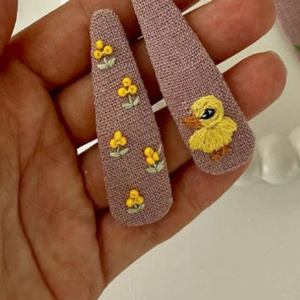 กิ๊บติดผมปักลายสำหรับเด็กผู้หญิงกิ๊บติดผมวินเทจเครื่องประดับผมแบบปักลายดอกไม้หรูหราของขวัญผลิตในเวียดนาม - Product Image 3