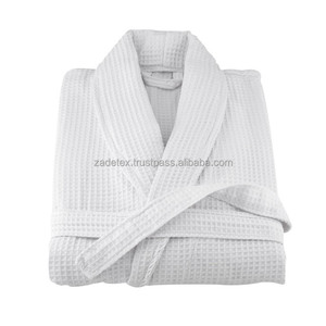 Elegante Albornoz de piqué blanco unisex Cómodo diseño de secado rápido para hombres y mujeres para juegos de baño - Product Image 2