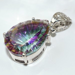 Fabulosos Colgantes de Plata de Ley 925 con Topacio Místico, Joyería de Plata Hecha a Mano al por Mayor, Forma de Amantes Bohemios, para Aniversario u Ocasiones Especiales - Product Image 2