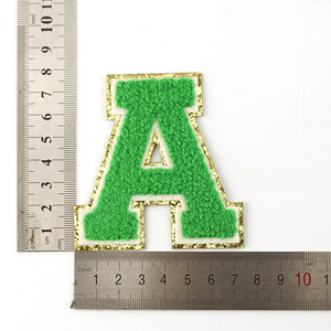 Parches de chenilla bordados personalizados nuevo estilo al por mayor para ropa de hombre tela de alta calidad sensación fácil de coser accesorio - Product Image 2