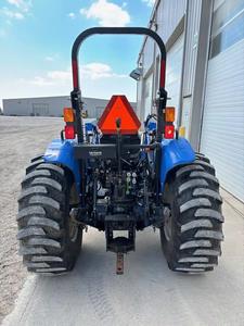 Tracteur agricole New-Holland WORKMASTER 50 4RM avec moteur FPT 53 CV, transmission par engrenages, pompe à engrenages, boîte de vitesses, haute productivité - Product Image 5