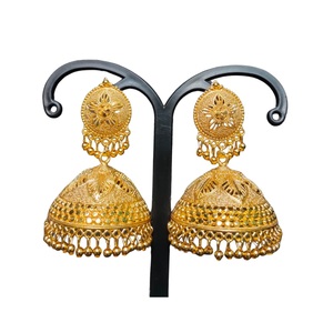 ชุดตุ้มหูพร้อม22CT ต่างหูชุบทอง Jhumka เครื่องประดับสำหรับผู้หญิงจากผู้ส่งออกอินเดีย - Product Image 1