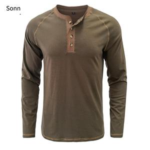 Camiseta de Manga Larga a Rayas de Algodón con Cuello Abotonado y Logotipo Bordado Personalizado para Hombre - Product Image 2