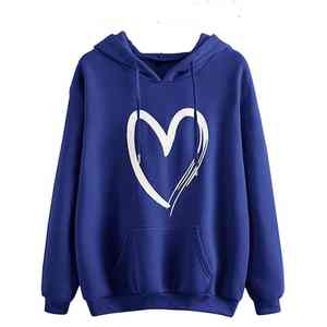 Sudadera con capucha personalizada para mujer, hecha con material acogedor que ofrece calidez, comodidad y estilo para el uso diario. - Product Image 6