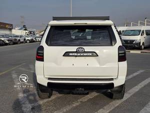 Toyota 4Runner 2023 4.0L V6 4WD Automatica a Benzina |   SUV |   Modificato per Fuoristrada |   Toyota 4Runner Usata per l'Esportazione - Product Image 6