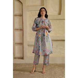 Ensemble Kurta pour femmes Misty Grey Meadows, vêtements traditionnels élégants - Product Image 6